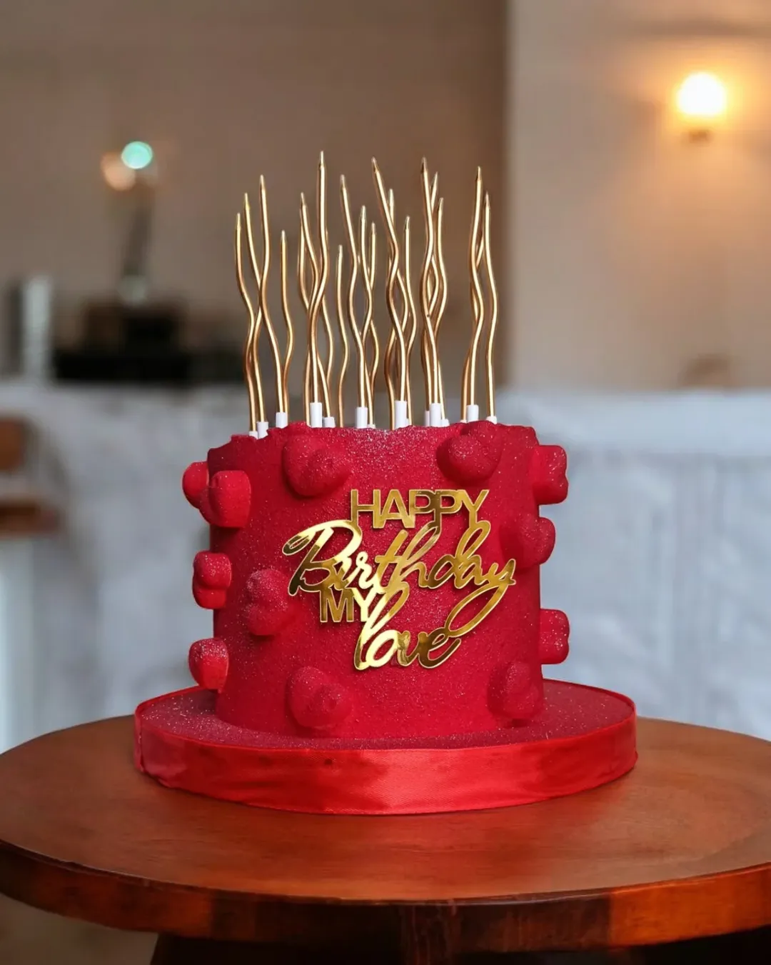 Жіночий торт Кривий Ріг, торт для жінки, торт на замовлення.